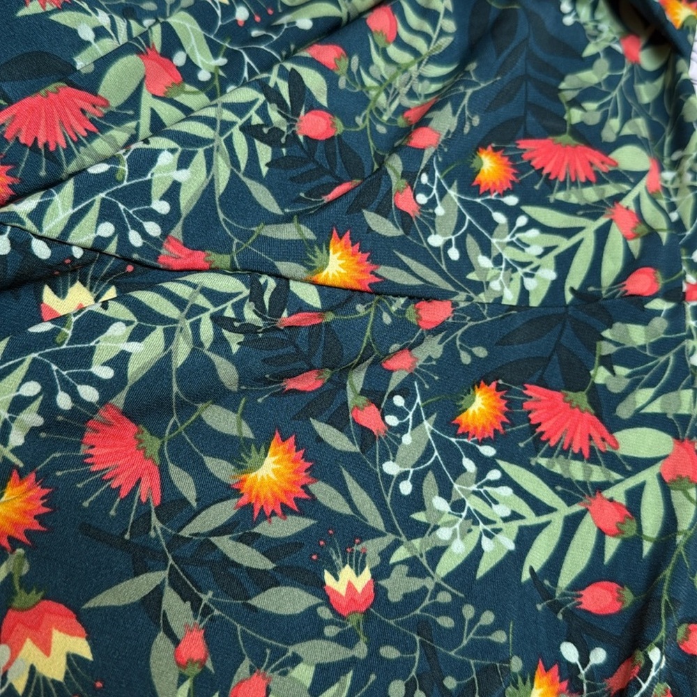 ⭐️ SALE ⭐️ LuLaRoe Green w Yellow and Orange Flowers Stretchy Maxi Skirt - Picture 3 of 5